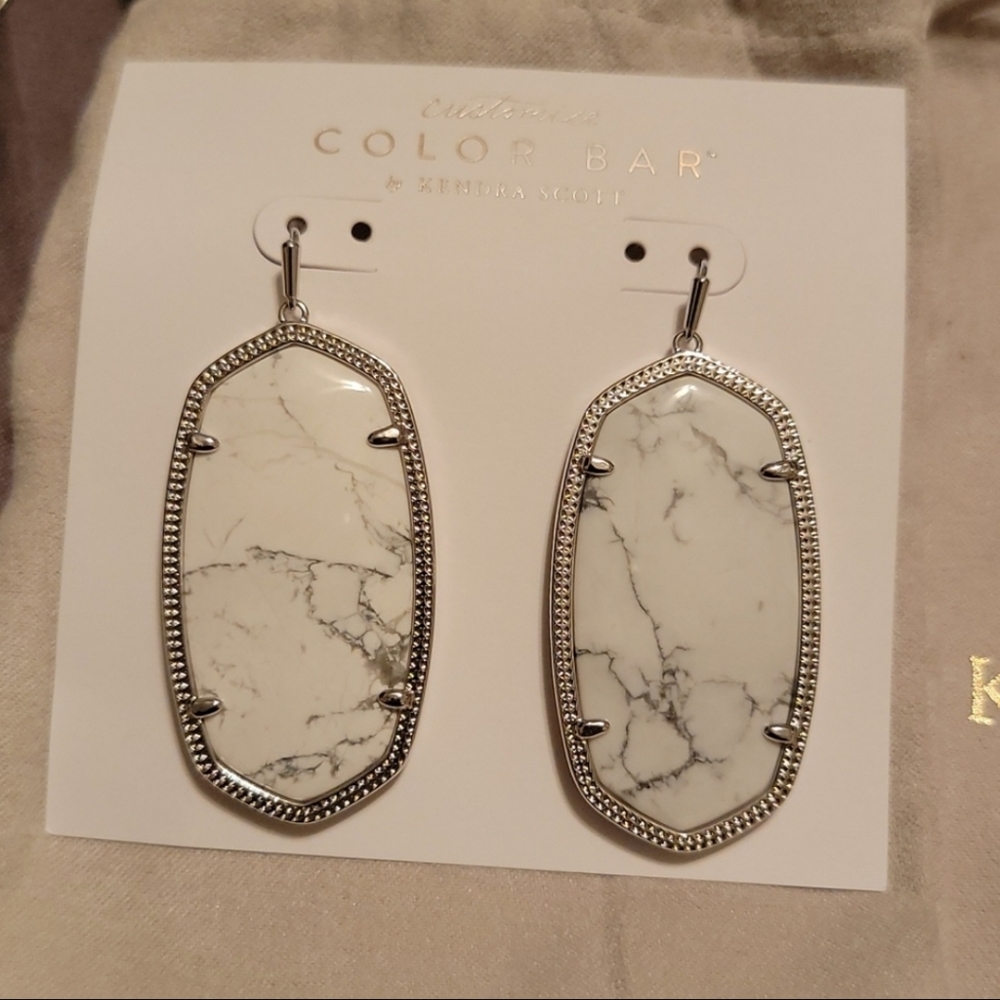 Kendra Scott Danielle earrings